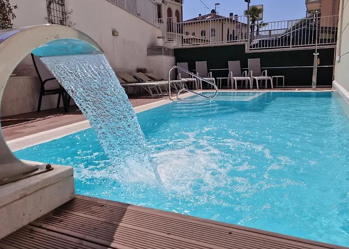Hotel Villa Anthea Garda 